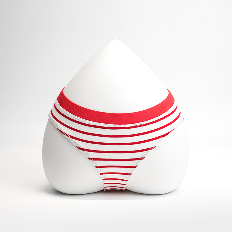 Bergaris Wanita singkat